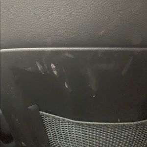 Meet your Posher, Claire